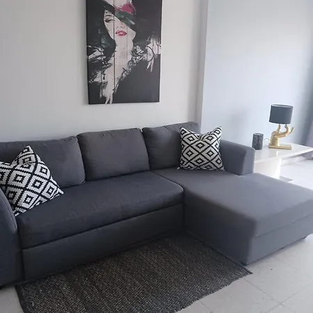 Modern Sea View Regina Gardens