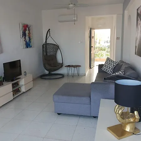 Apartment Modern Sea View Regina Gardens
