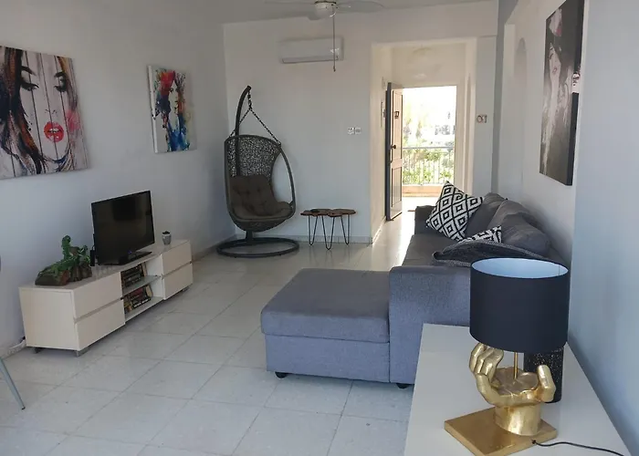 Lägenhet Modern Sea View Regina Gardens